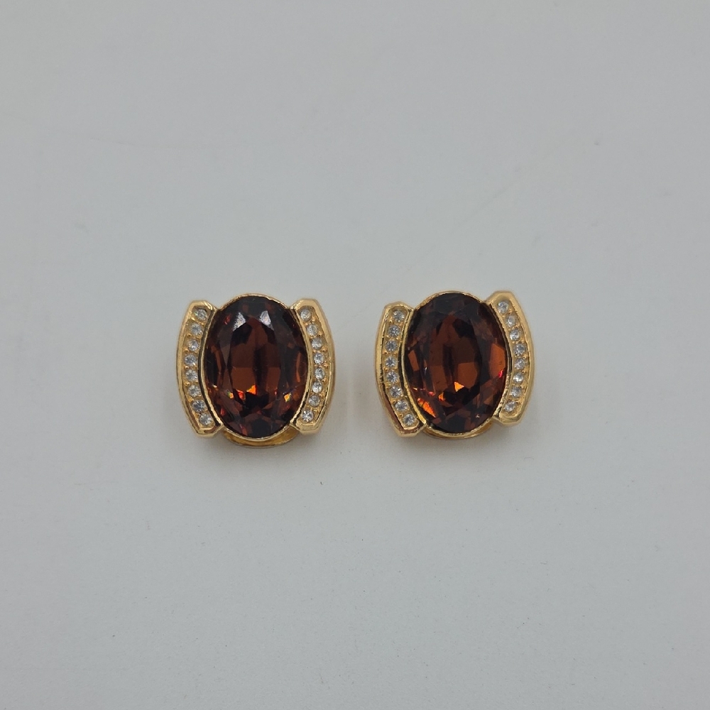 Christian Dior Brown Peridot Crystal Rhinestone Gold Tone Clip On Earrings